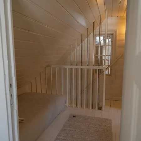 Unique Wooden House, Cozy Outdoor Area, Downtown Apartmán *