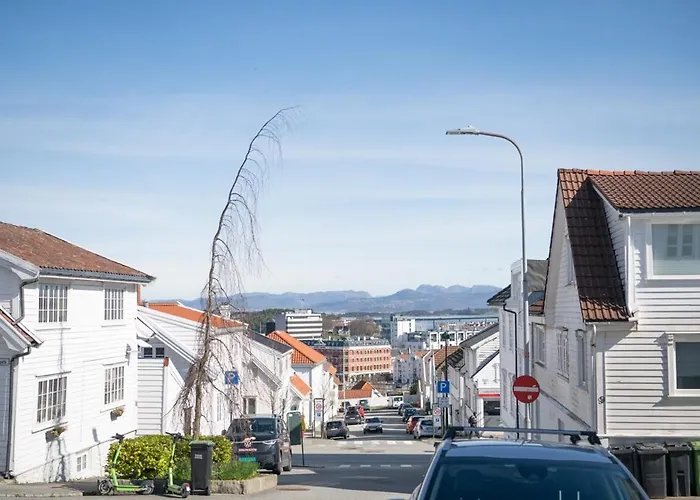 Appartement Unique Wooden House, Cozy Outdoor Area, Downtown